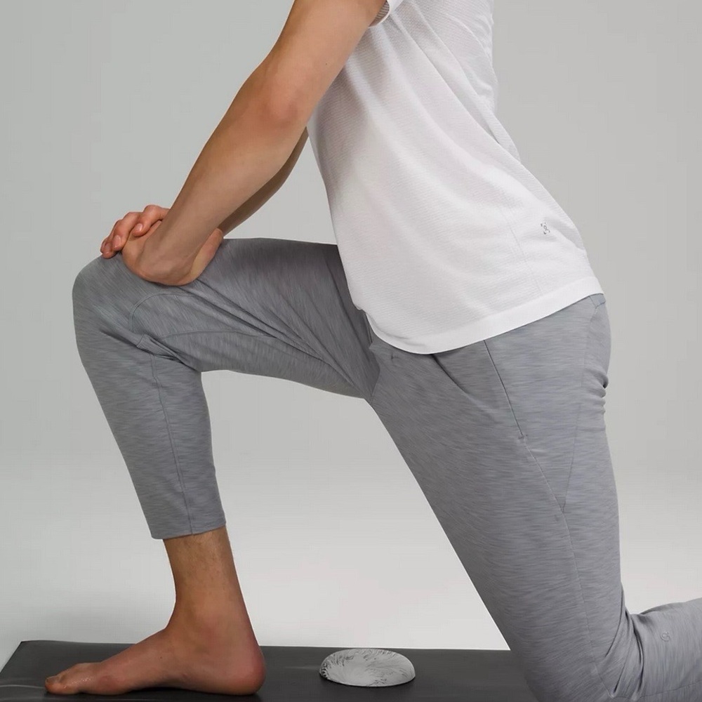 lululemon athletica Marble Print Silicone Cups in White and Gray - Picture 2 of 7